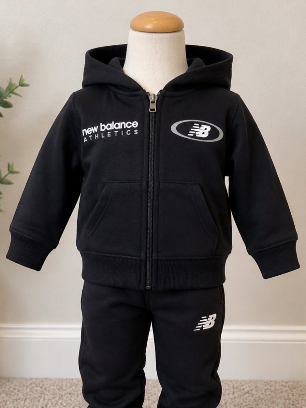 NWT New Balance Toddler Black Full-Zip Hoodie Size 2/3T